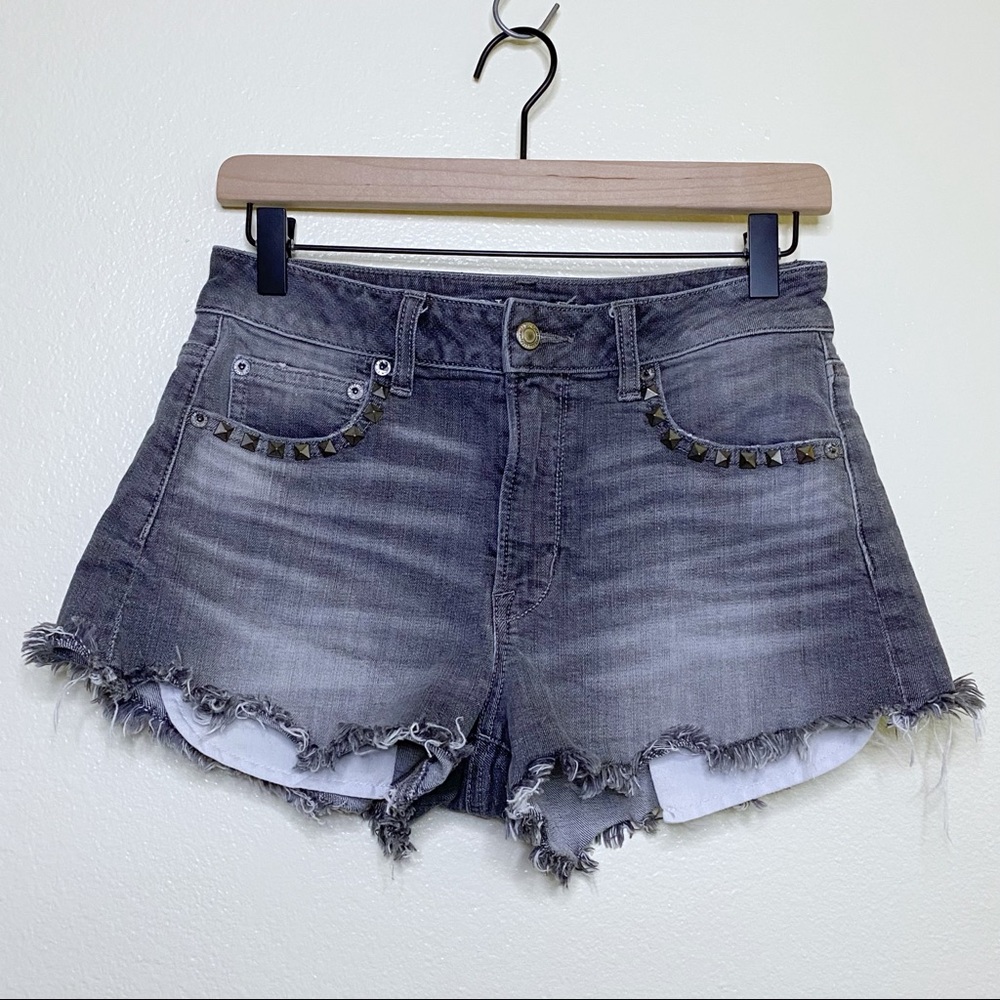 American Eagle Gray Frayed Studded Hi Rise Festival Denim Jean Shorts Size 4